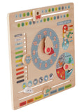 Læringsklokke med kalender i tre FSC® 32x32 cm forfra