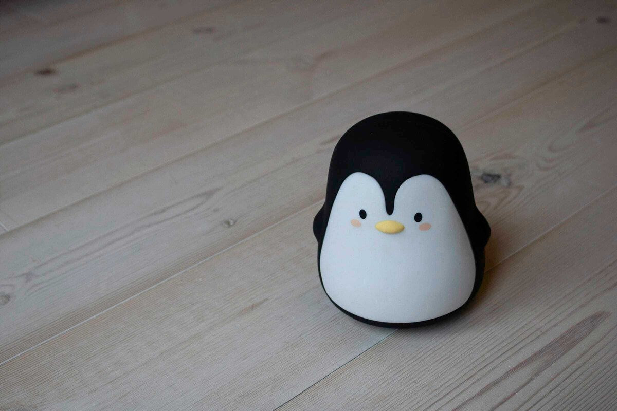 LED nattlampe pingvin Pelle silikon oppladbar i bruk