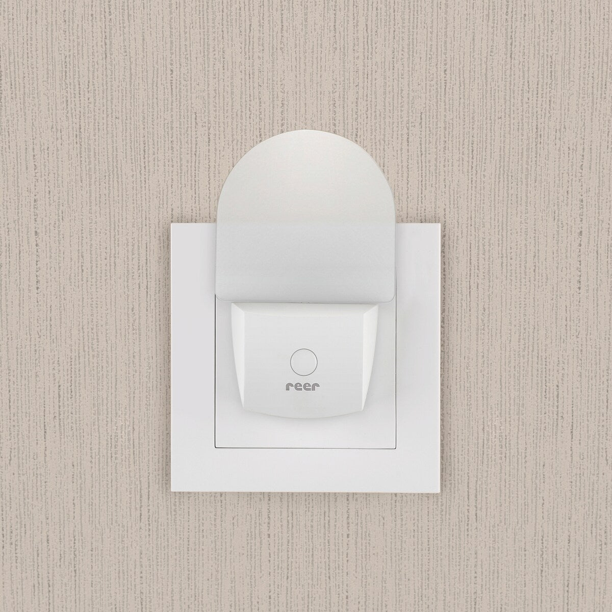 LED-nattlys Nightguide varmhvit 3000 K 0,5 W detalj