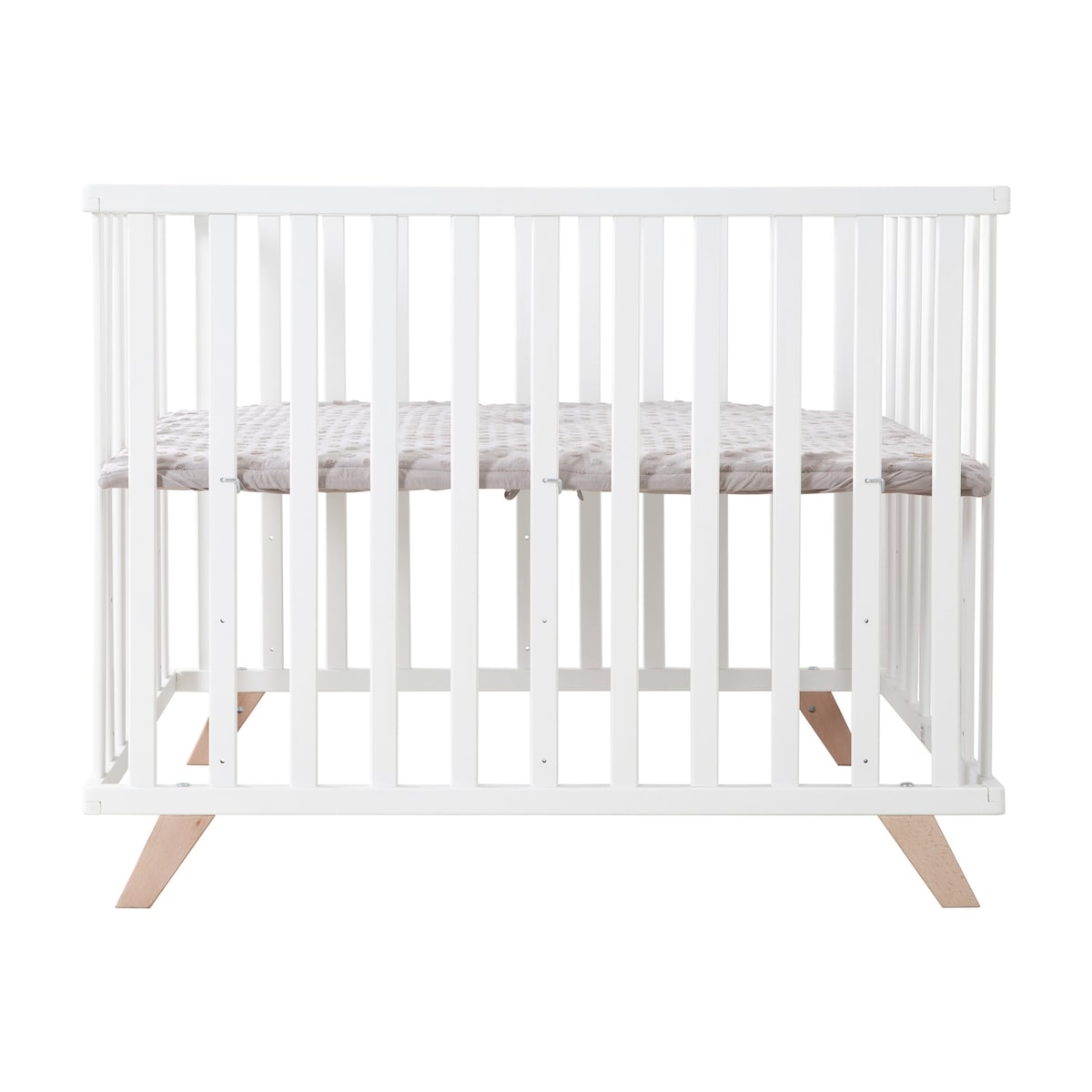 Montert Lekegrind 75x100 cm med treføtter Lil Planet grå i rom