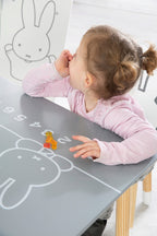Lekehylle Miffy med 5 stoffbokser og barneromsinteriør