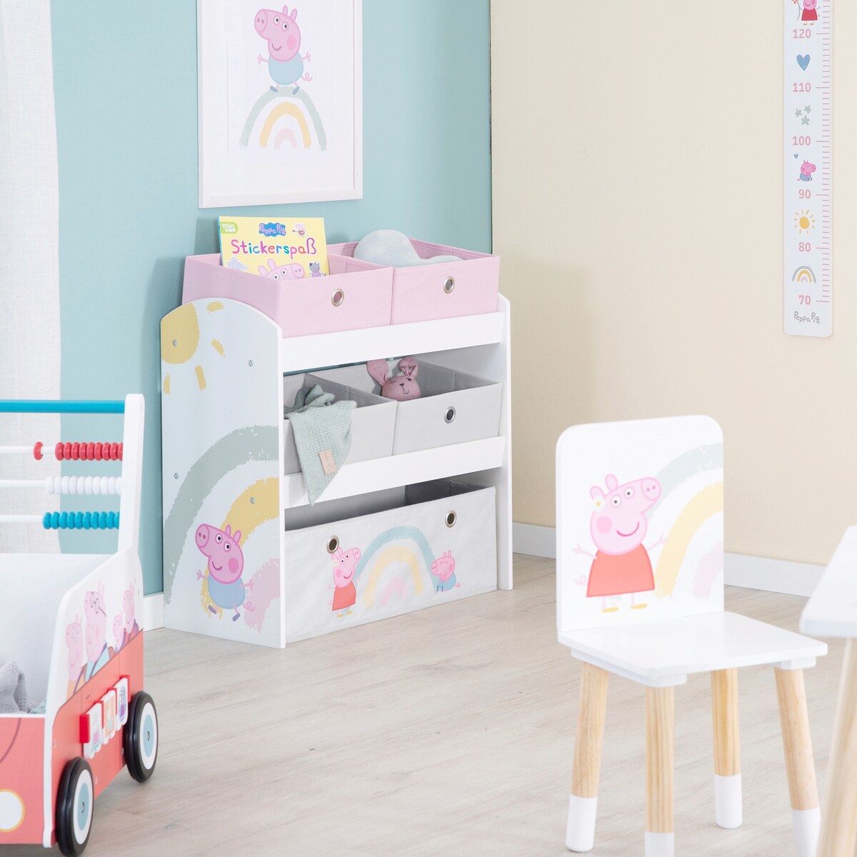 Lekehylle Peppa Pig for barnerommet detalj av stoffboks
