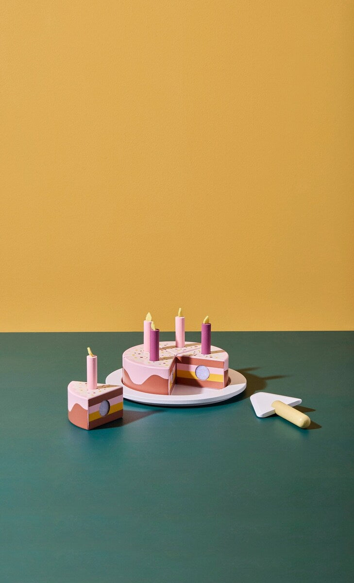 Lekekake i tre med serveringsfat 18,5 cm Kids Hub med kakespade