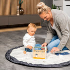 Pakking av Lekematte 2-i-1 med oppryddingsbag Play N Tidy mørk grå