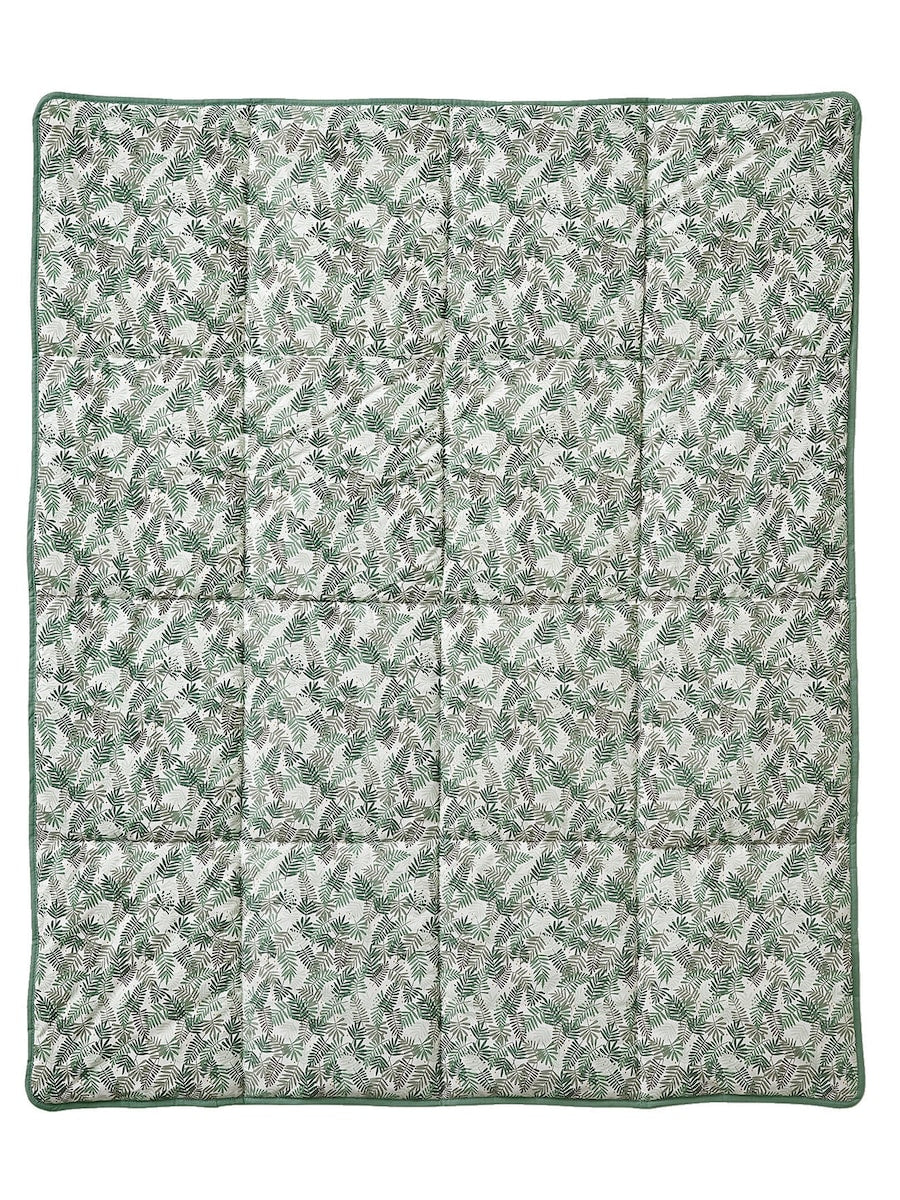 Montert leketeppe for baby i bomull patchwork Pandafreunde i lekegrind