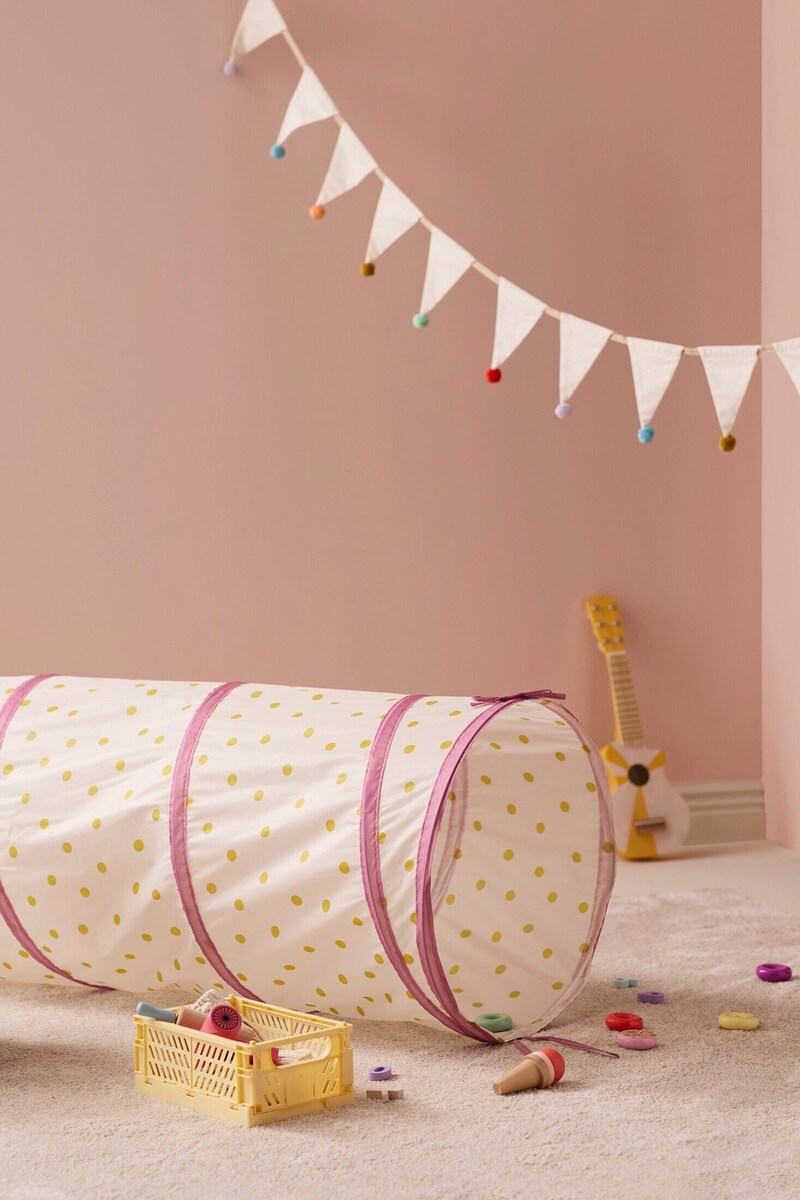 Leketunnel med prikker rosa 180 x 47 cm bakside