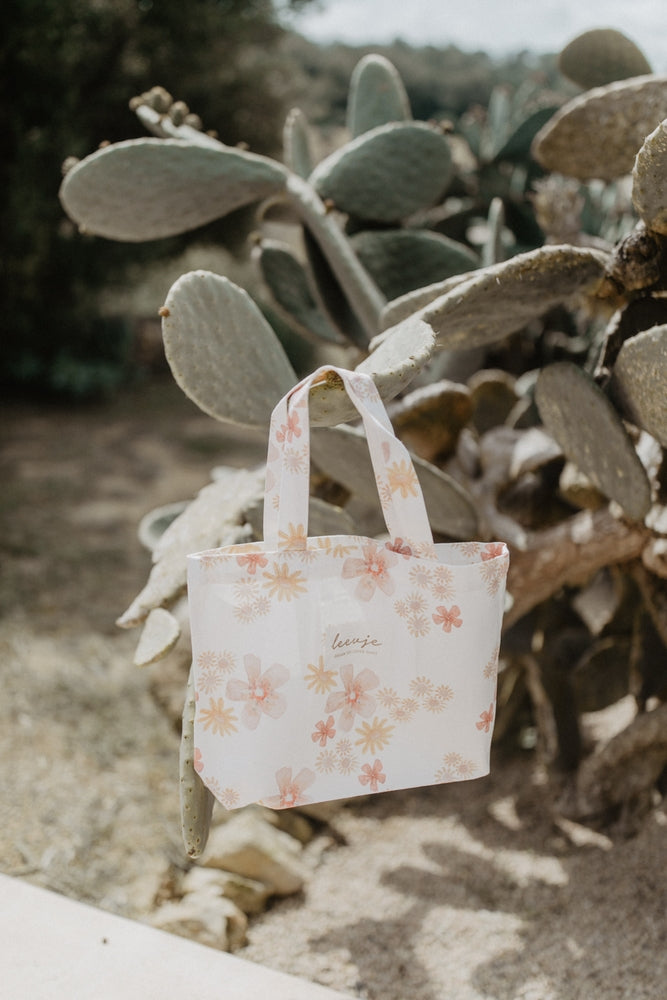 Bakside av liten toteveske 'Flowers' i 100 % økologisk bomull