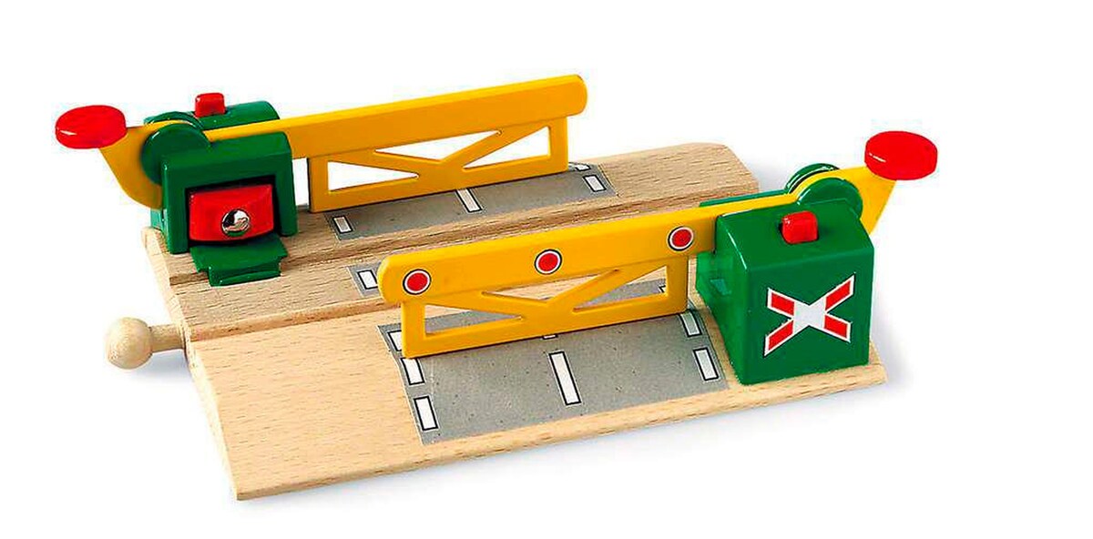 Magnetisk planovergang til togbane fra 3 år - BRIO forfra