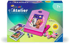 Mal etter tall hesteatelier med staffeli forfra