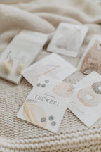 Detaljbilde av Milepælskort mitt første år - Leevje papir og trykk