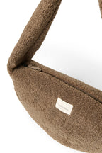 Mini skulderveske Teddy Brown polyester montert på skulder