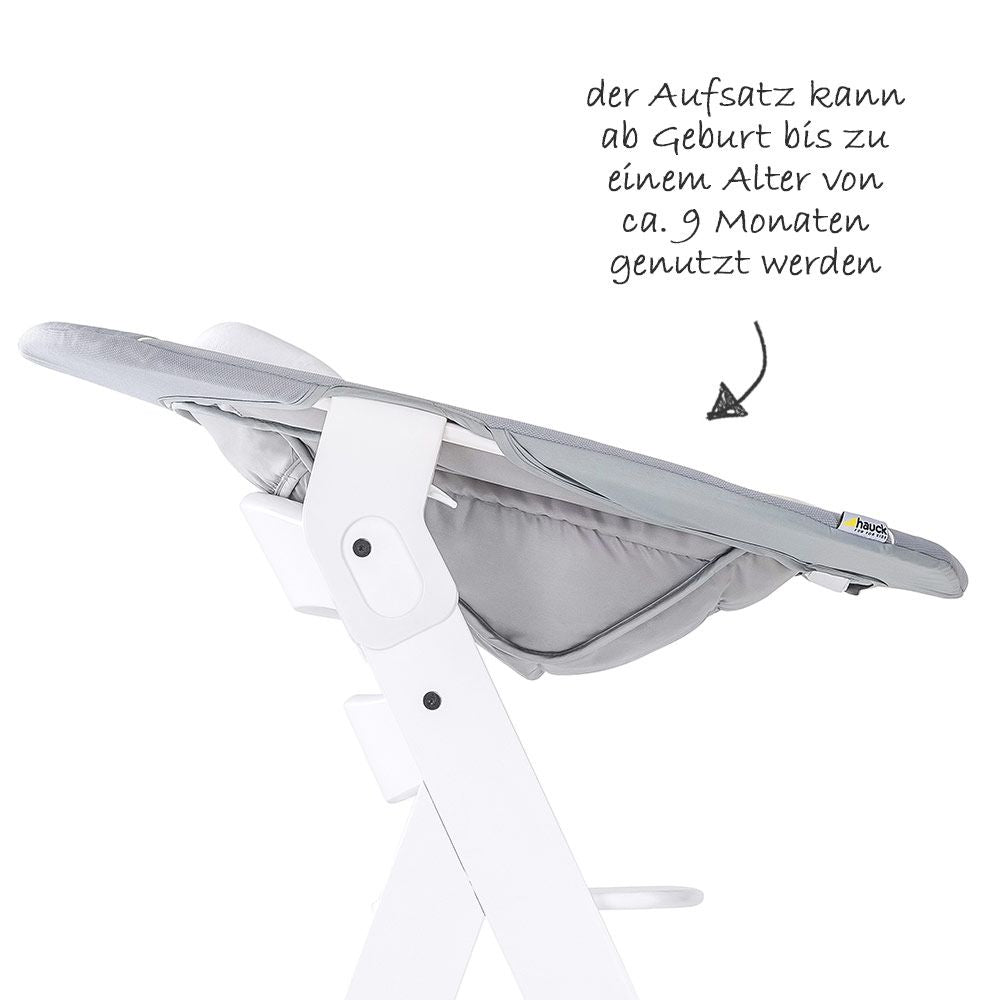 Nærbilde av sikkerhetssele på Barnestol Alpha Plus White 4-delt nyfødtsett