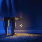 Nattlys Night Guide Star med skumringssensor LED montert i stikkontakt