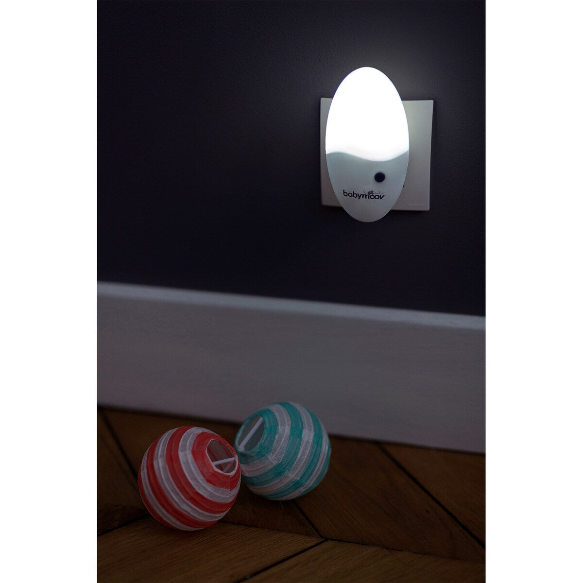 Detalj av Nattlys Pluglight med 2-trinns lysstyrke og LED