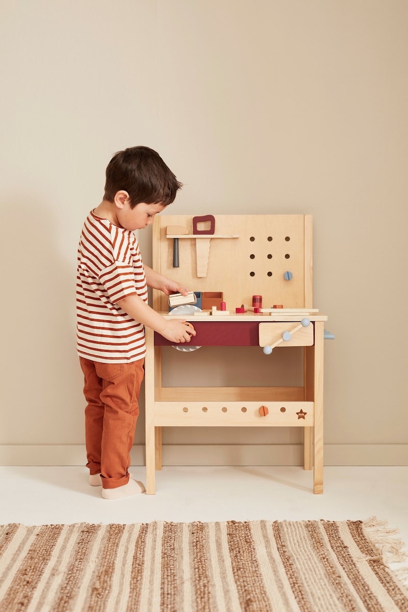 Oversikt av Arbeidsbenk Kid's Hub i tre