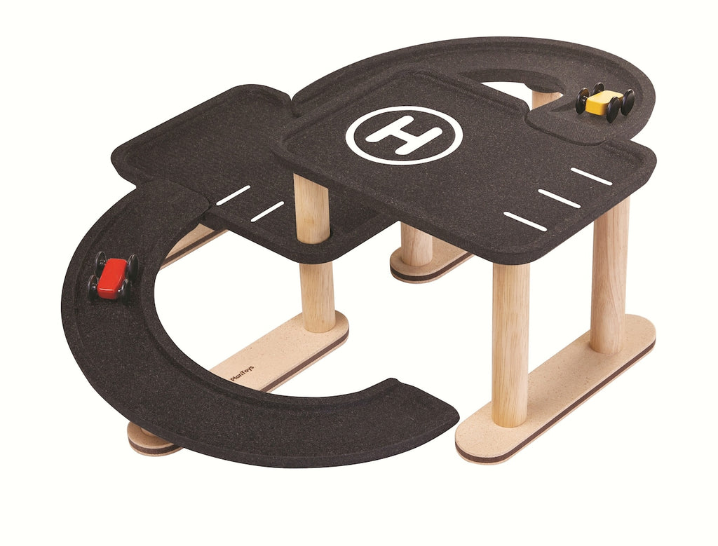 Parkeringsplass på Parkeringshus lite i tre med helikopterplass 51,6 cm