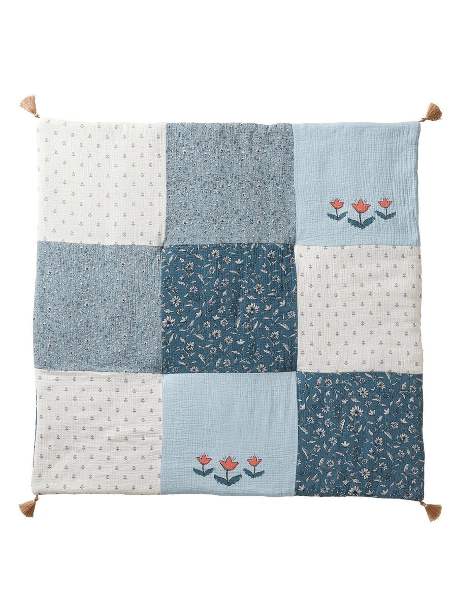 Patchwork lekematte og lekegrindinnlegg musselin bomull forfra