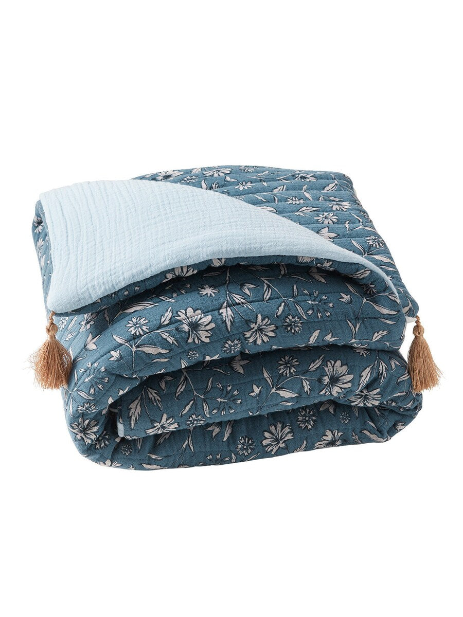 Patchwork lekematte og lekegrindinnlegg musselin bomull montert i lekegrind