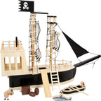 Piratskip i tre med tilbehør og bøyedukker fra small foot forfra