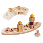 Play Tray sorteringsleke sjiraff i tre til barnestol Alpha+ forfra