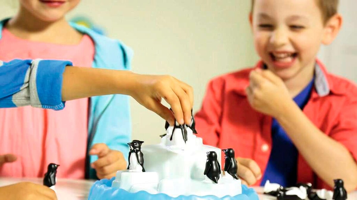Plitsch-Platsch Pinguin balanseringsspill for 1-5 spillere - Ravensburger