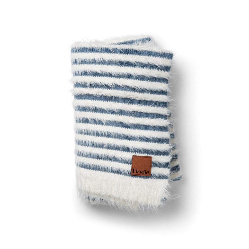 Plysjteppe Berry Blue 75x100 cm fra front