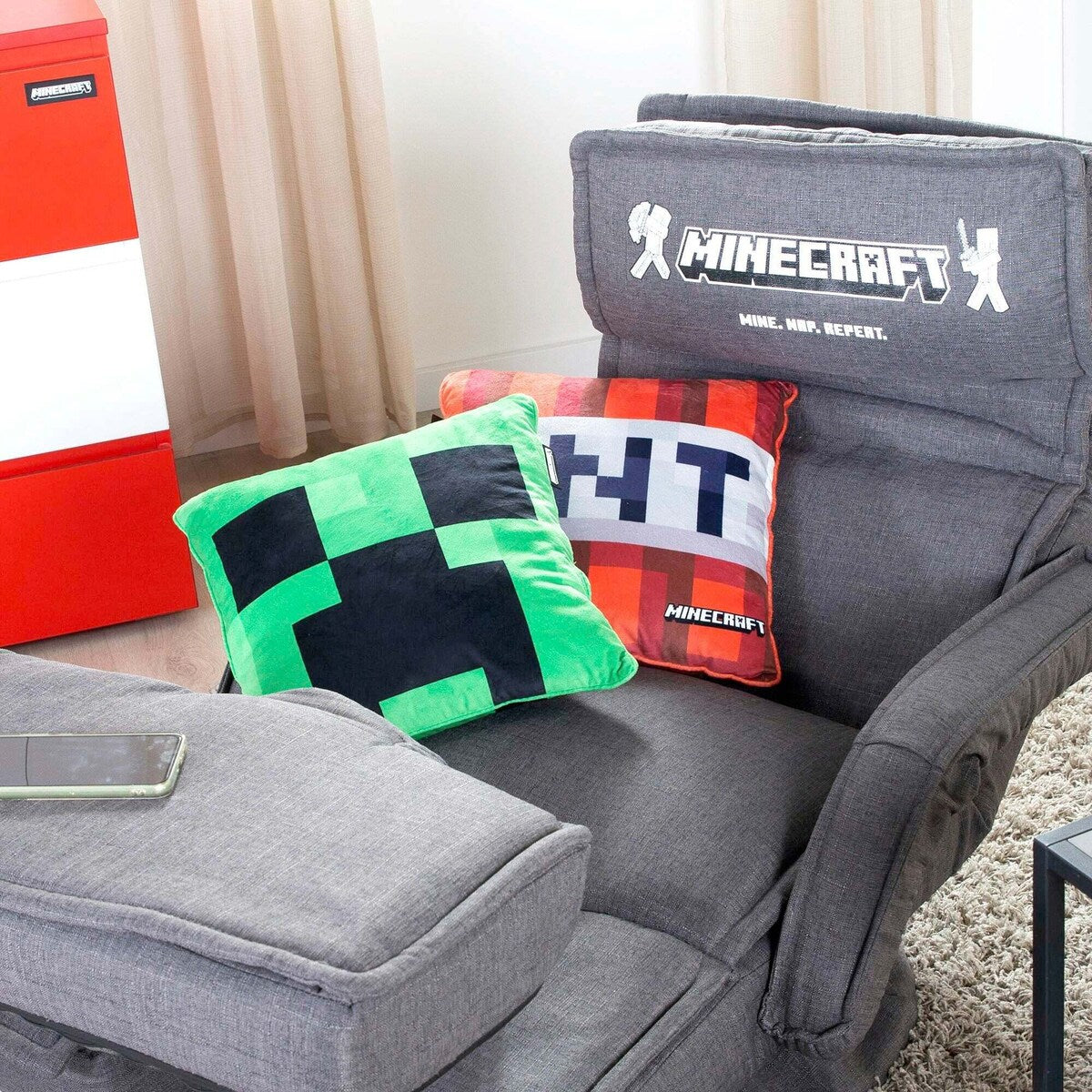 Bakside av pyntepute med fyll Minecraft Creeper i fløyel