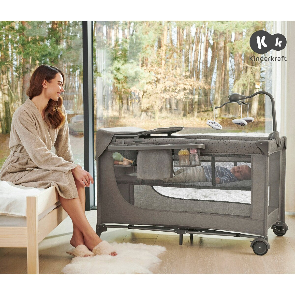 Reiseseng JOY 2 3-i-1 129x73 cm med transportveske i bruk med barn