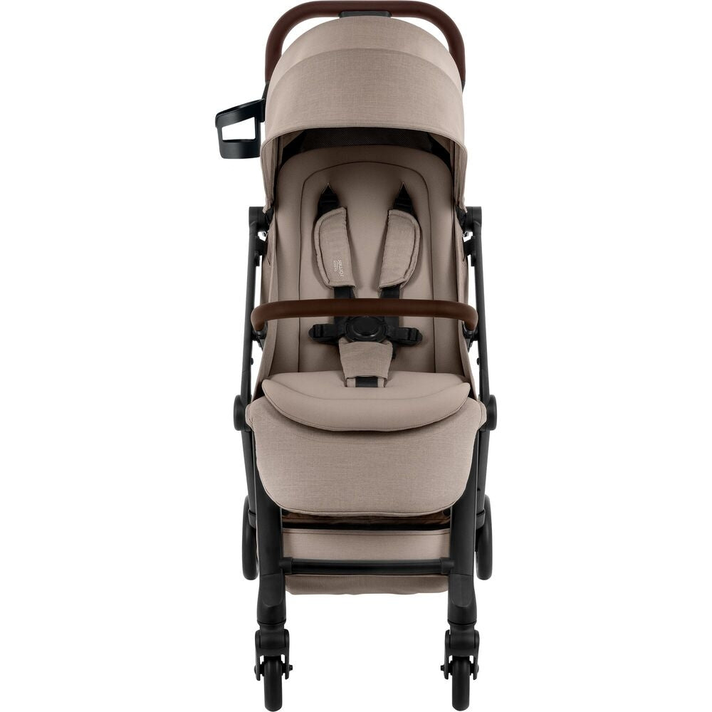 Reisevogn Flylite med enhåndssammenlegging Teak detalj av sammenlegging