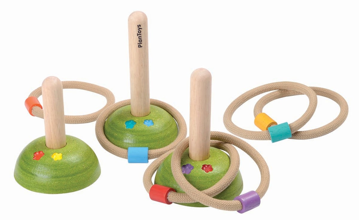 Ringkastespill med 6 tauringer i tre fra 3 år forfra