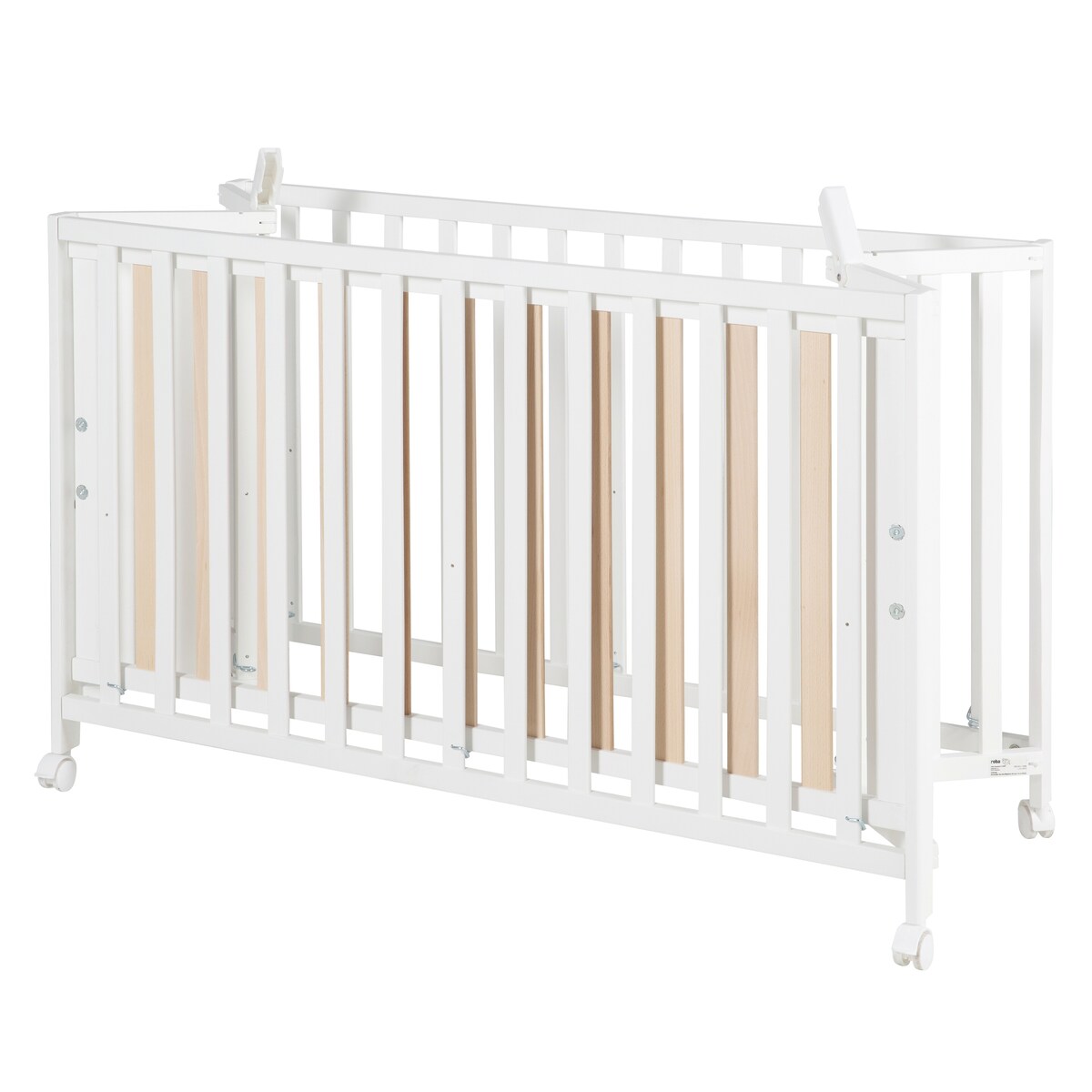 Montert Sammenleggbar sprinkelseng Fold Up 60x120 cm med hjul i bruk