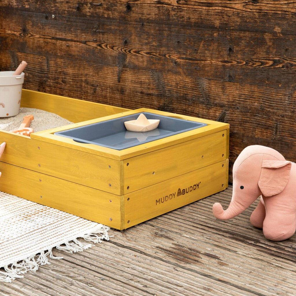 Sandkasse Space Saver i sypresstre, sitthøyde 20 cm - MUDDY BUDDY