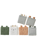 Detalj av 3D-ører på Sengebeskytter for sprinkelseng Grønn Skog teddyfleece