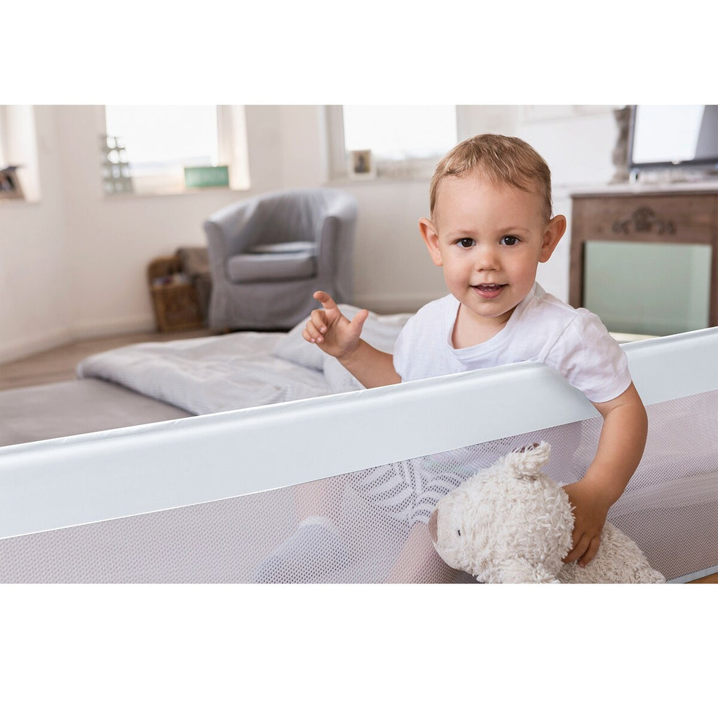 Montert Sengehest Eric på seng