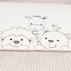 Sengesett Wild Friends 4 deler montert i babybås