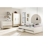 Montert Sengeskuff med hjul Little Flo 99x95 cm under seng
