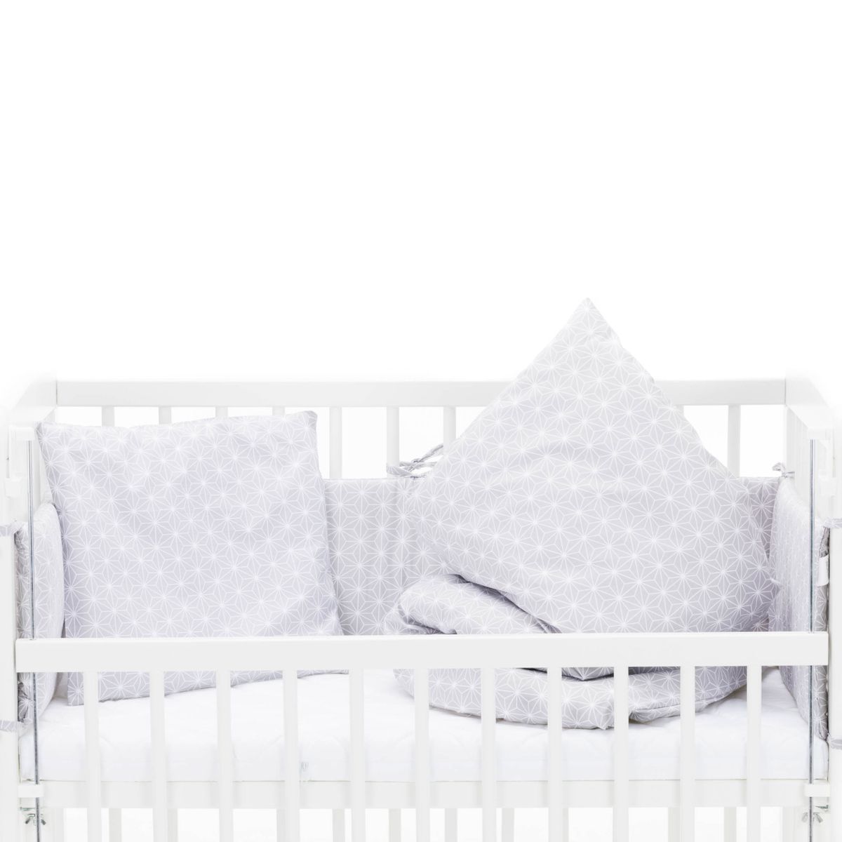 Sengetøysett 4 deler med madrass og sengehest 80x80 cm - Fillikid komplett sett