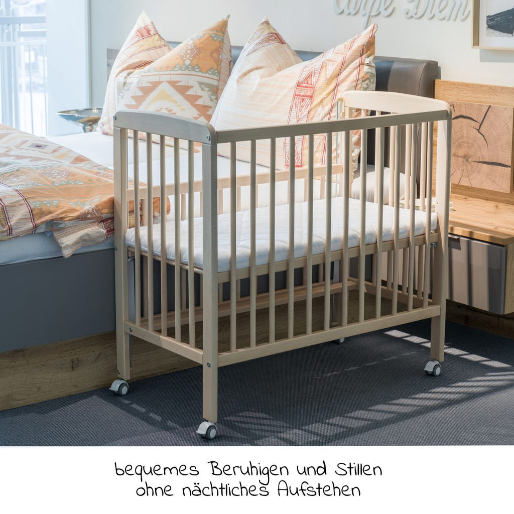 Sideseng Nino 2-i-1 med hjul detalj av hjul
