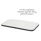Sideseng Scandic med vippefunksjon montert ved foreldreseng