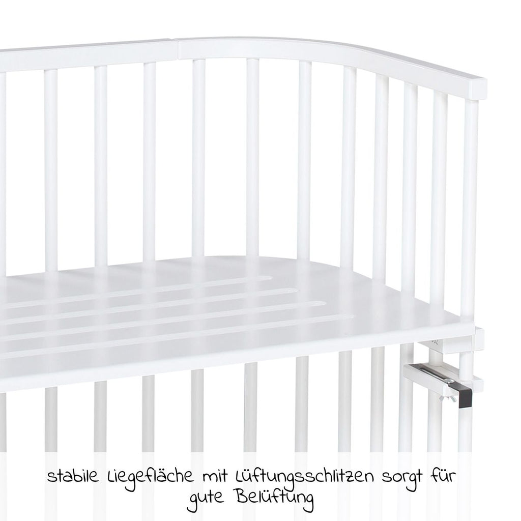 Detalj av lukkegrind i Sidesengsett Maxi 5 deler med madrass, sengereir og laken