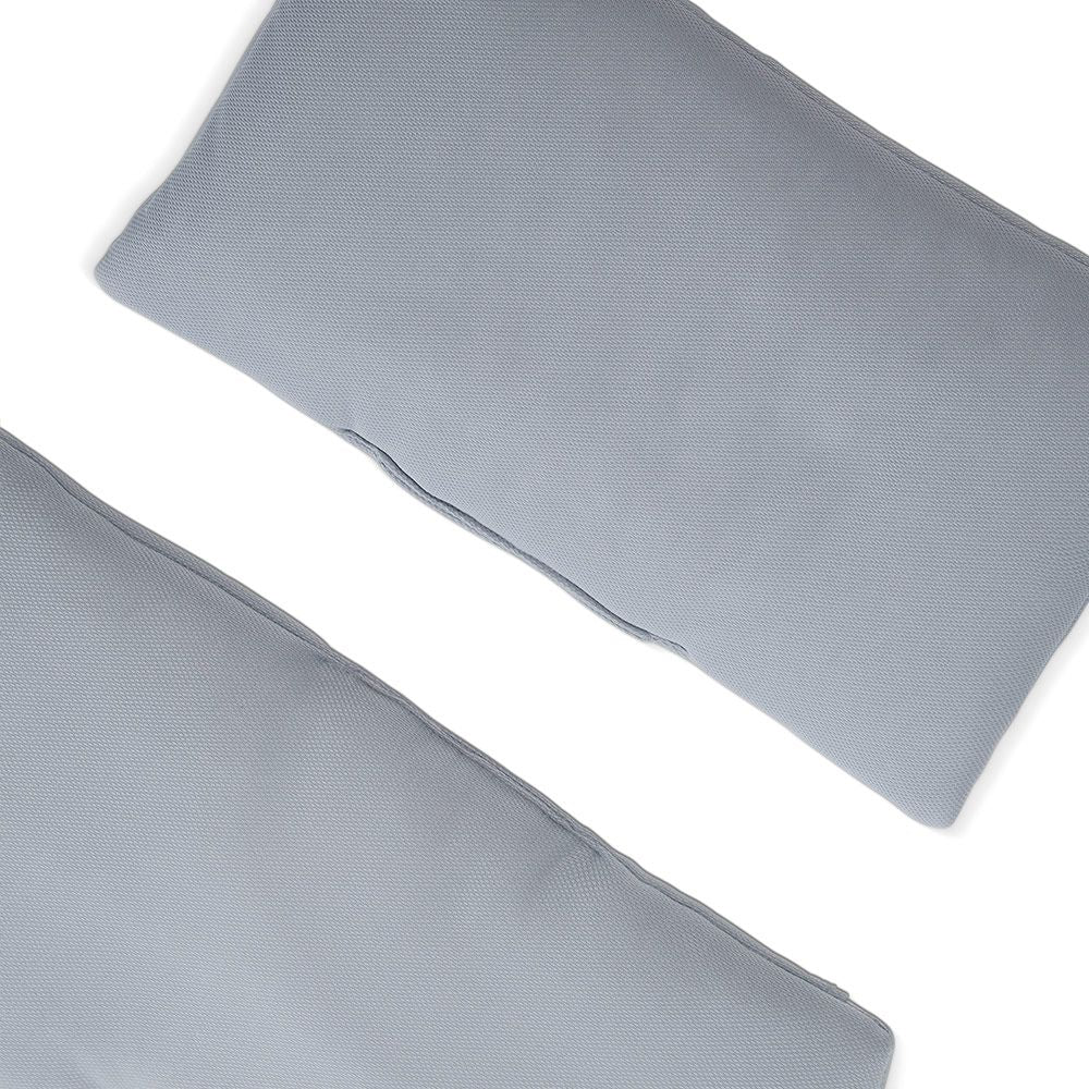 Sittepute til barnestol Deluxe Alpha stretch grå montert på stol