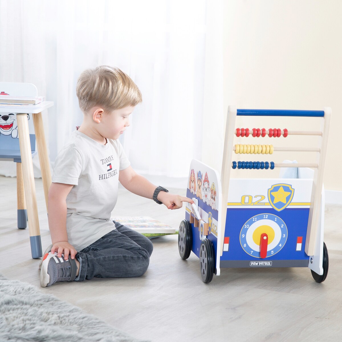Skyvebuss med motorikkspill Paw Patrol - roba bakside med motorikkspill