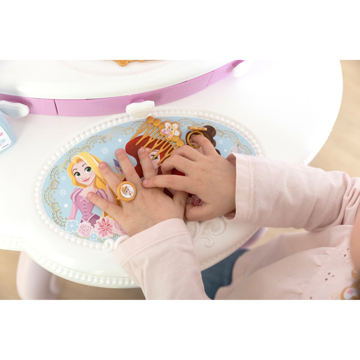 Detalj av speil på Sminkebord Disney Princess med speil og krakk