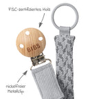 Detalj av FSC-treknapp på Smokkebånd Pacifier Braid i økologisk bomull - Bibs