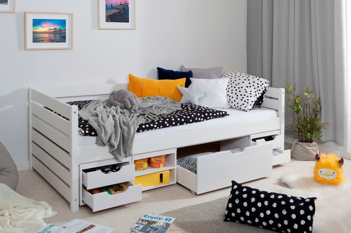 Sofaseng Naomi med skuffer 120x200 cm furu hvit detalj av skuffer