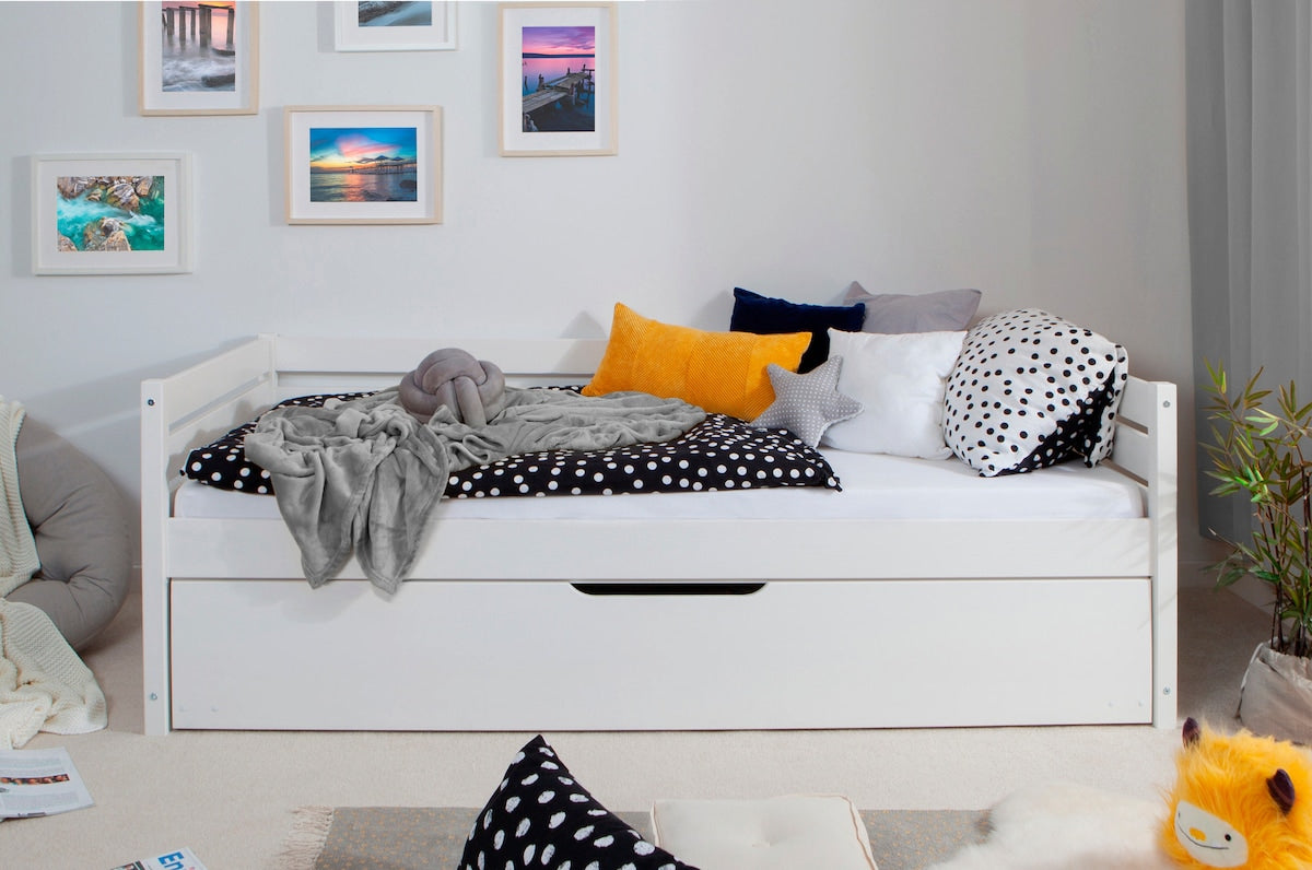 Montert Sofaseng Naomi med uttrekksseng 90x200 cm furu
