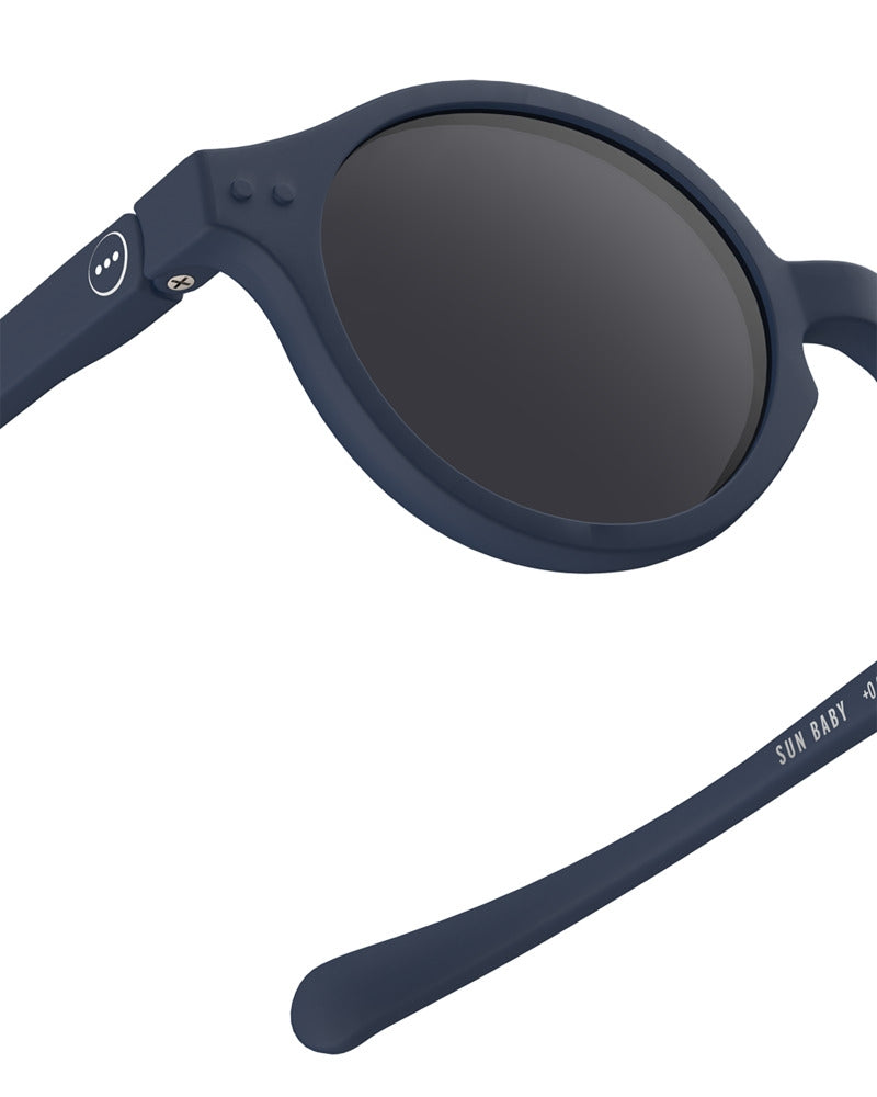 Detalj av Solbriller baby 0-9 mnd polarisert UV 400 denim blue