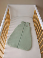 Sommersovepose for baby CHERRY med glidelås TOG 1 bakside