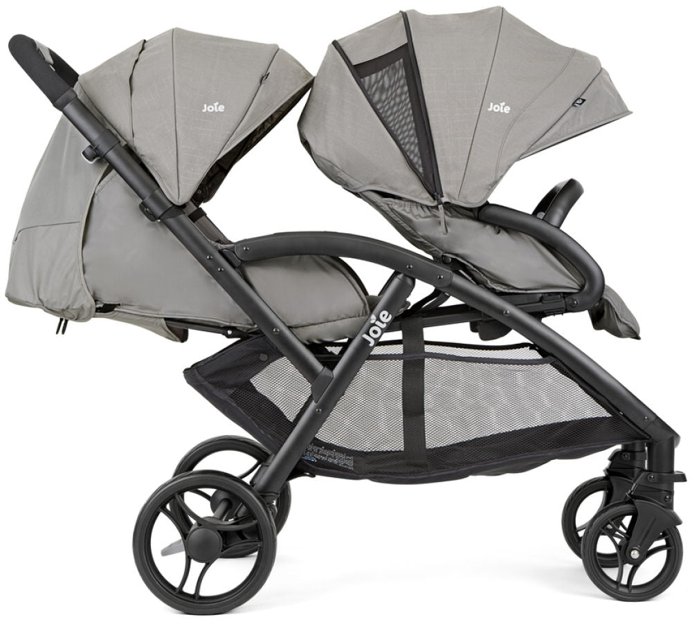 Montert Søskenvogn Evalite Duo tandem 11 kg sammenleggbar på tur