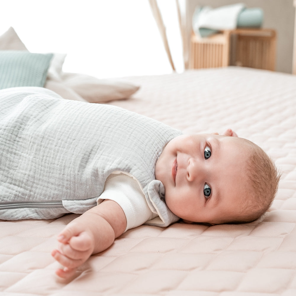 Nærbilde av glidelås på Sovepose for baby musselin grå str. 56/62 2.5 TOG - Zöllner